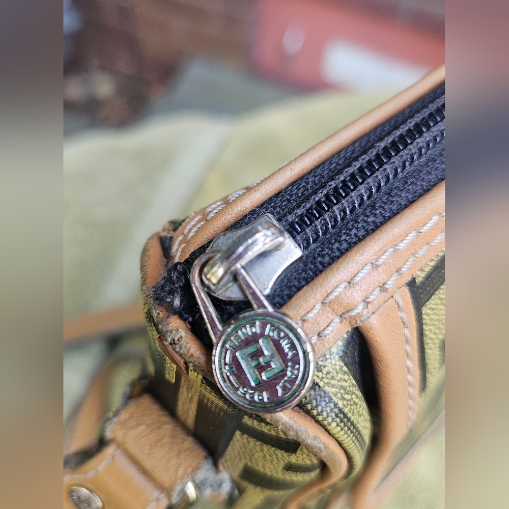 1970s Fendi Zucca Monogram Canvas Crossbody Bag in Black & Tan - Picture 2 of 12